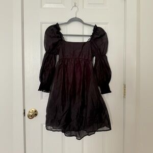 Elegant Black Backless Dress with Tie-Back